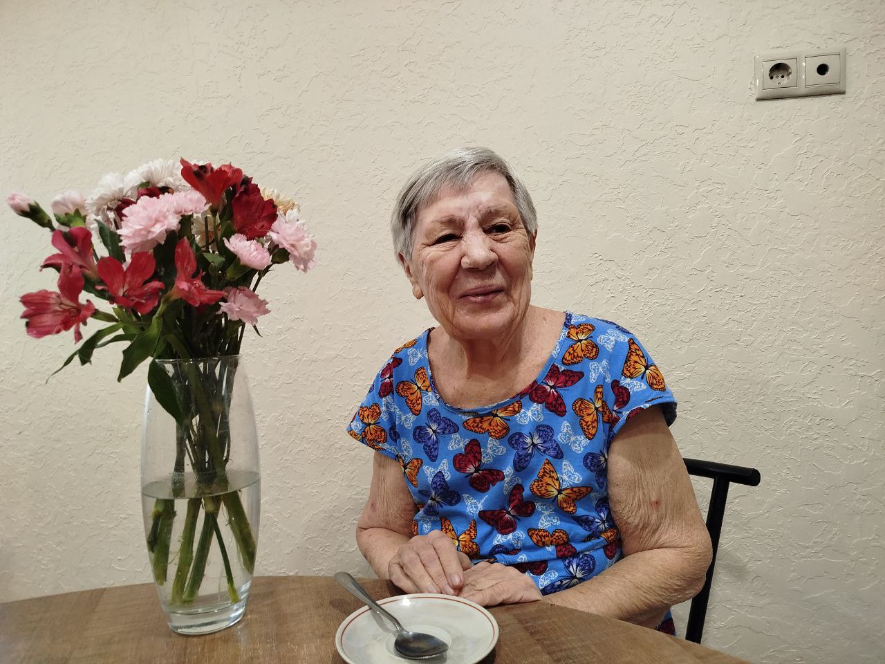 Сегодня свой день рождения празднует Иванова Светлана Семёновна Сегодня свой день рождения празднует Иванова Светлана Семёновна