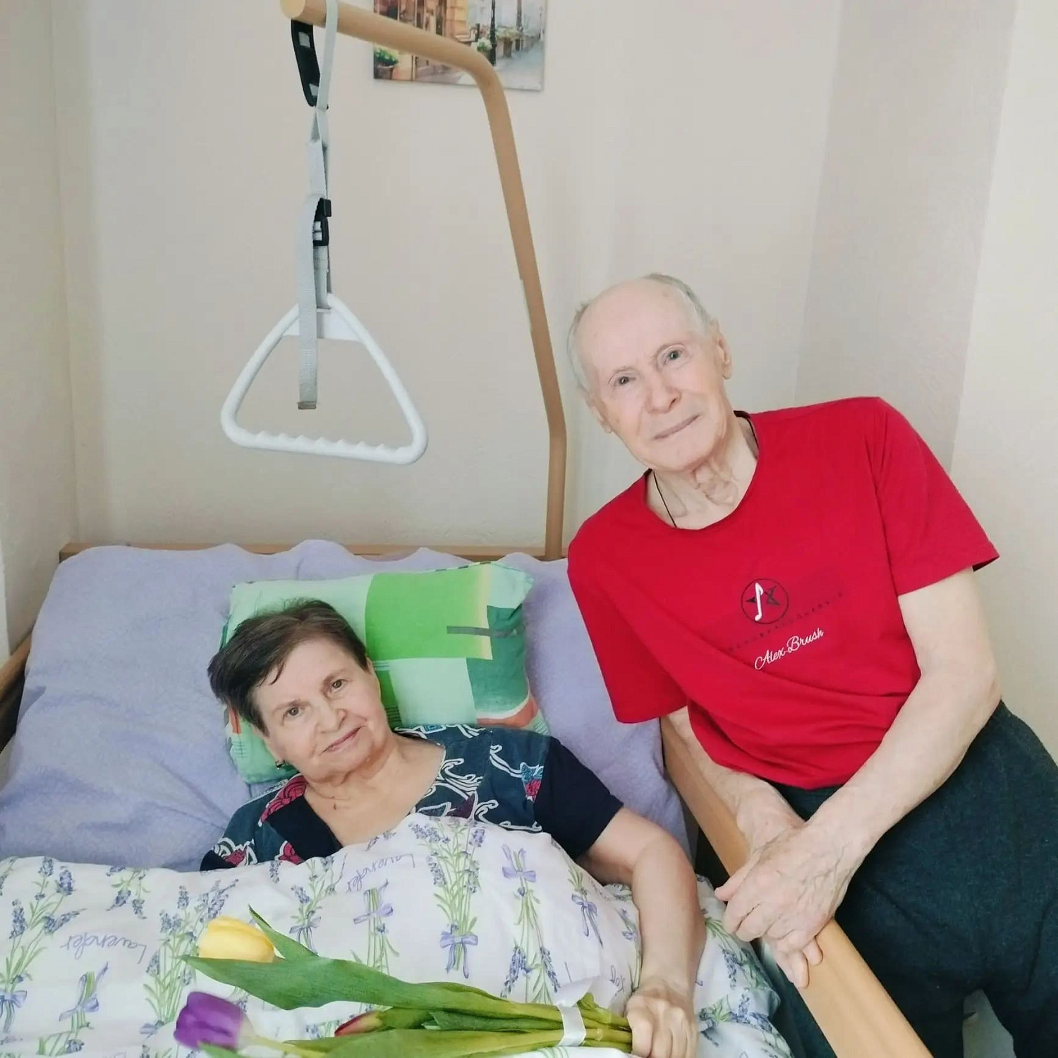 С 8 марта поздравили женщин в пансионате Рада на ул. Б. Щукина (корпус "СОДЕЙСТВИЕ")